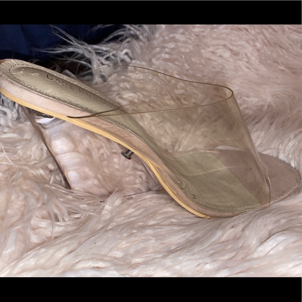 Cape Robbin clear wdge heel
